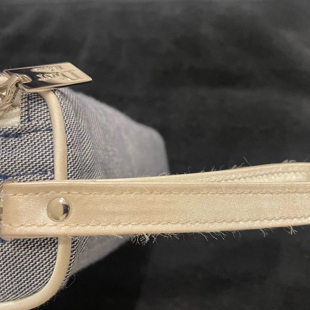 Dior Gray and White Pouch - Picture 3 of 7